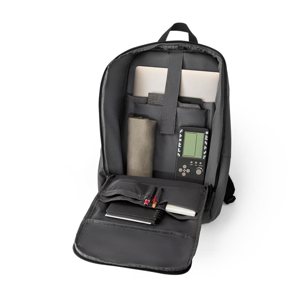 TOULON. Zaino per notebook realizzato in poliestere riciclato 600D ad alta densità 16" - vista 3