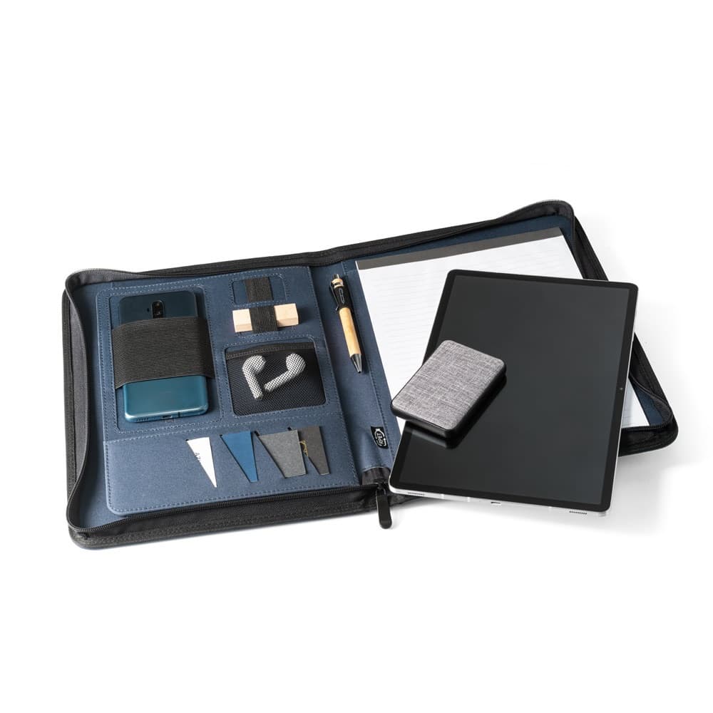 EMERGE FOLDER. Cartella A4 in poliestere riciclato (100% rPET) 300D con chiusura zip - vista 4